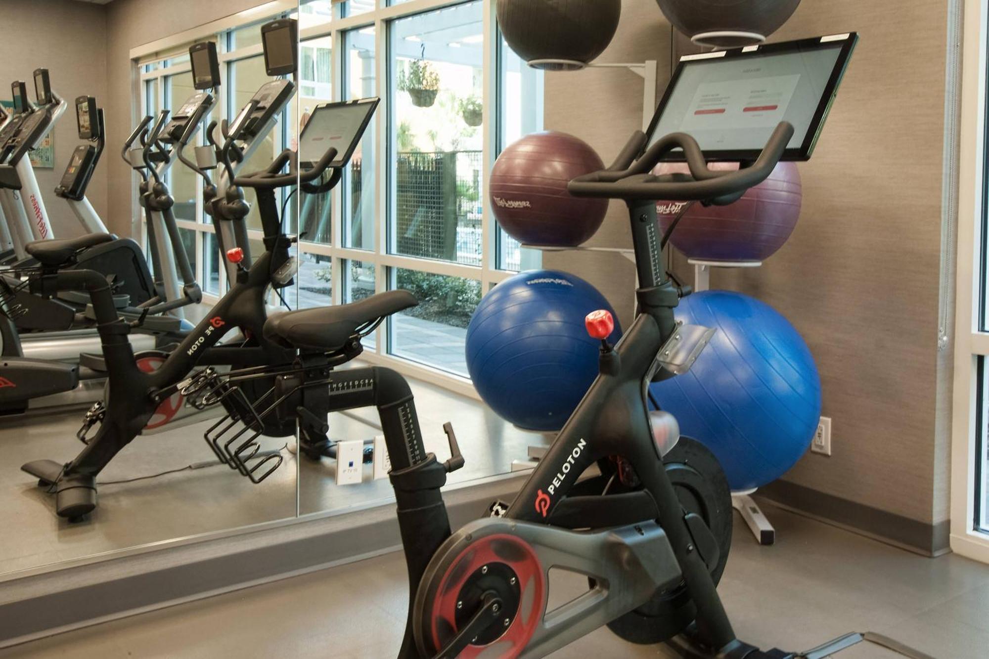 Towneplace Suites By Marriott Charleston Airport/Convention Center North Charleston Exteriör bild