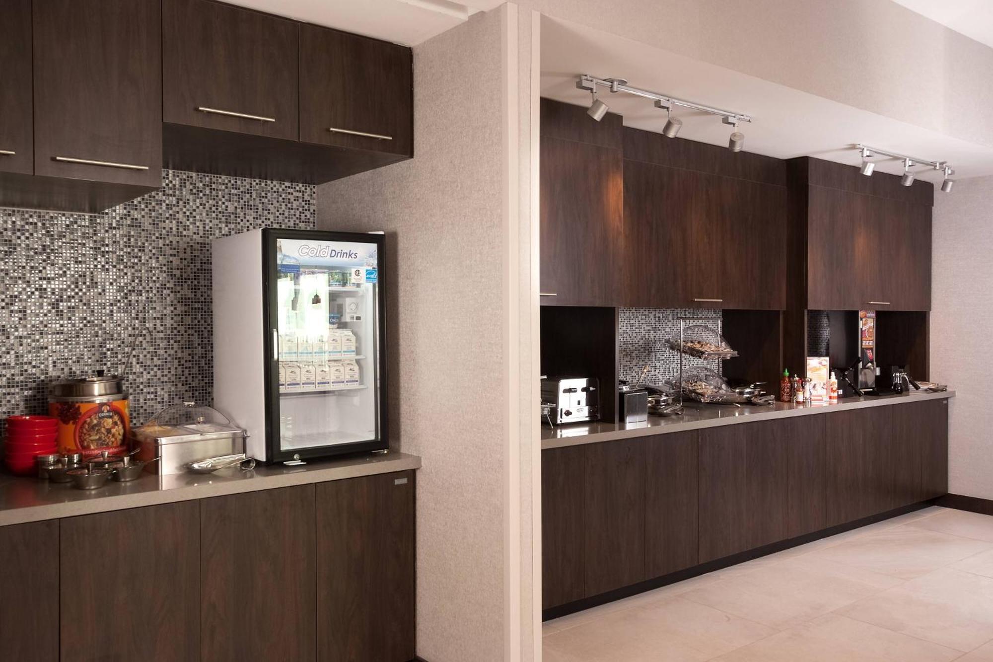 Towneplace Suites By Marriott Charleston Airport/Convention Center North Charleston Exteriör bild