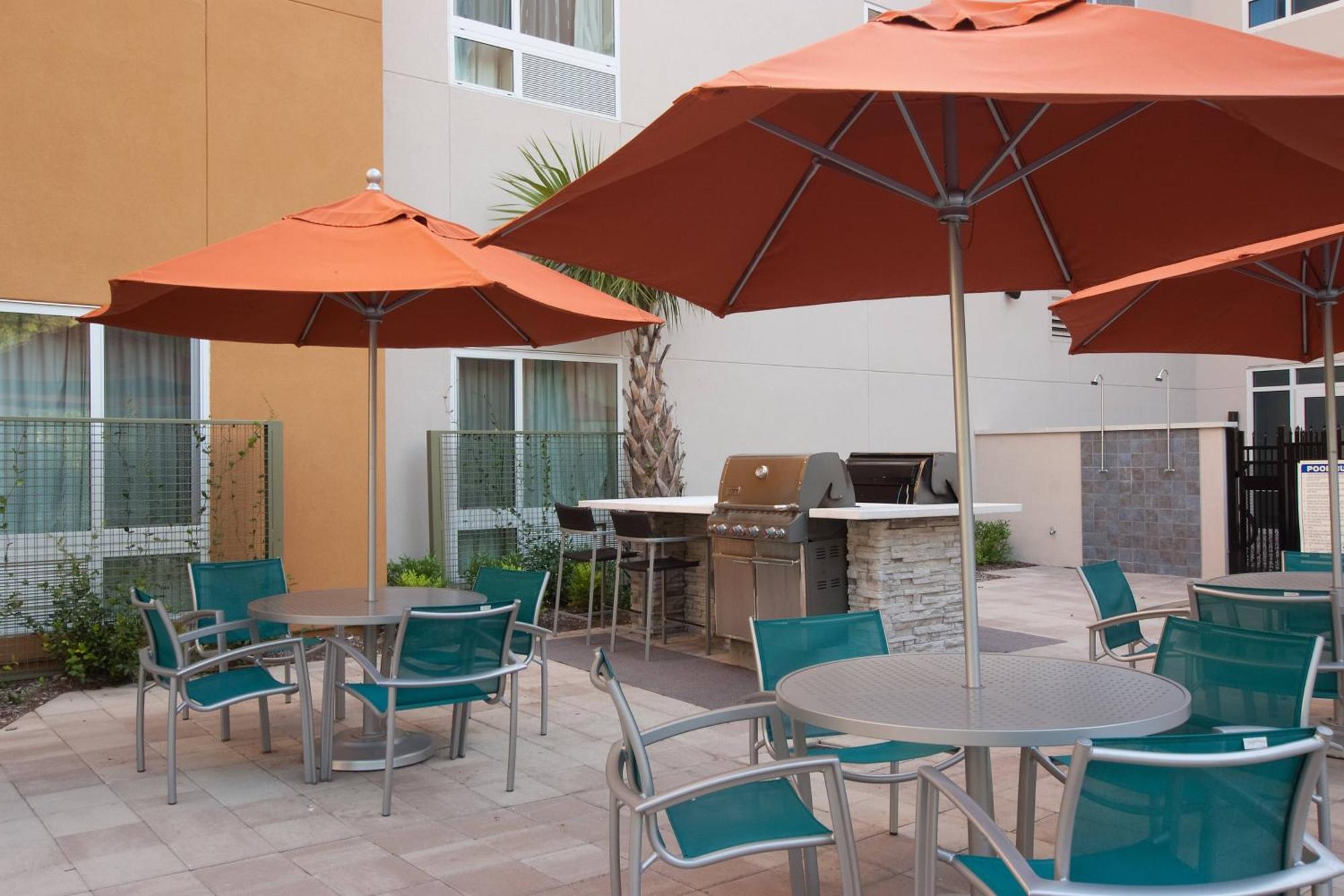 Towneplace Suites By Marriott Charleston Airport/Convention Center North Charleston Exteriör bild